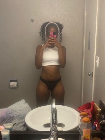 Alexandria Female Escort — $50 throat service - 1
