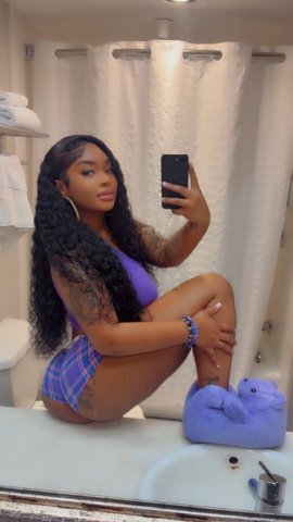 Skyy — Palmdale/Lancaster, CA Female Escort (Car Play + Sloppy Throat) - 1