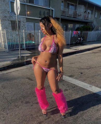 Incall only — 19 (lightskin, thick & sweet, 2 girl specials) - 1