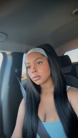 Isabella (Portland) — Discreet Female Escort - 1