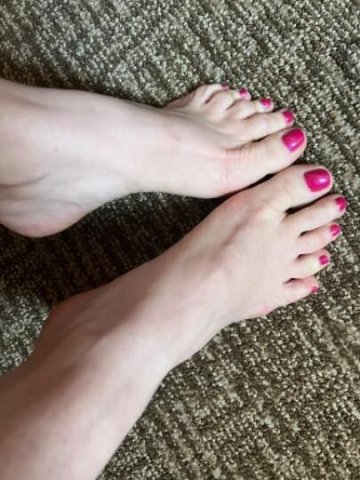 Simi Valley In-Call Female Escort — FBSM Nuru & Full Service - 1