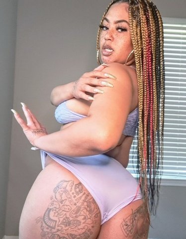 Petite discreet Charlotte escort — certified “super soaka”, no BBj/BB, no car date - 1
