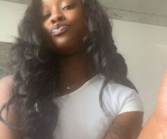 Kansas City MO In-Call & Outcall Female Escort — Regular Sensual - Image 3