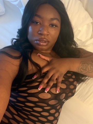 Richmond, VA Female Escort — Nude Oil Massage +$30 - 1
