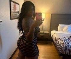 Richmond, VA Female Escort — Nude Oil Massage +$30 - Image 2