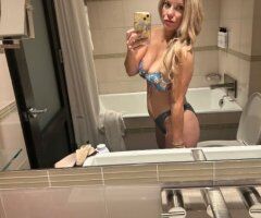 South Jersey escorts - South Jersey Blonde Escort — OnlyFans, FaceTime shows, poolside massage