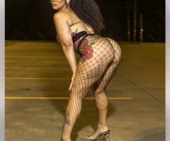 Dallas Female Escort — out-call only meetups, massages & dinner dates - Image 2