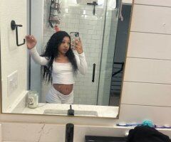 Jasmine (25) — Petite Filipina Escort with Massage Specials - Image 4