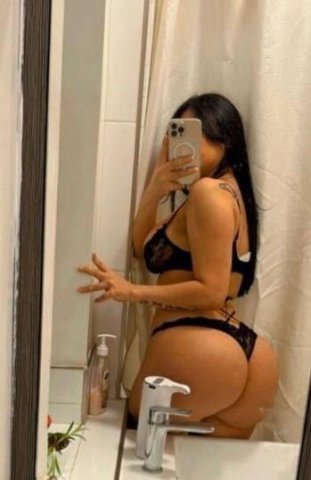 In-call extra services Female Escort in West Palm Beach, FL - 1