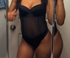 Diamond — Petite, Clean & Classy Outcall Female Escort (Chicago) - Image 2