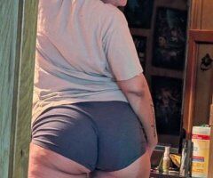 Cleveland escorts - Cleveland Female Escort — CarPlay, fetish-friendly session
