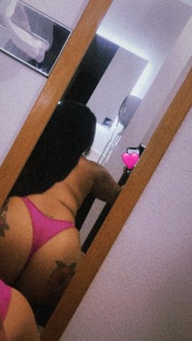 Lauren (21) in Modesto Female Escort — party girl, no-rush experience - 1