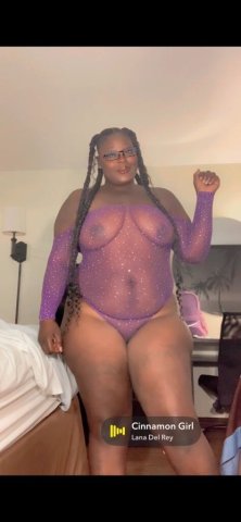 Tampa Holiday Head Special — Female Escort - 1