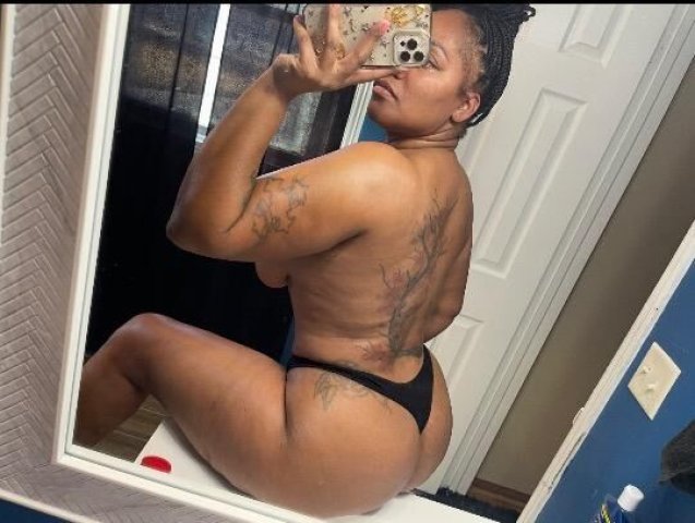 Kira back — trucker-friendly female escort (Wichita, Kansas) - 1