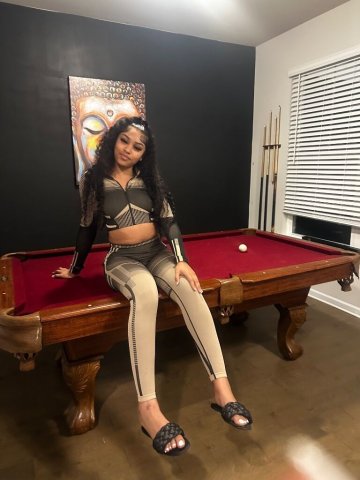 Slim Thick Fun Girl — 22 (Outcalls & Carplay Only) - 1
