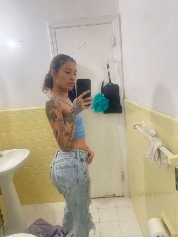 Layla — Miami Female Escort for Outcalls & Car Dates - 1