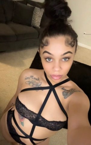 Missoula Female Escort — Outcalls, cardates & Facetime shows - 1