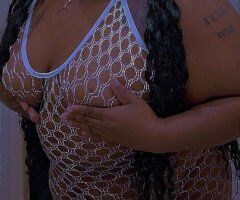 Wichita Kansas Female Escort — Thick Mama (5'3) in Private - Image 8