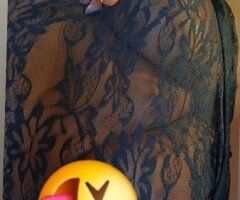 Wichita Kansas Female Escort — Thick Mama (5'3) in Private - Image 9