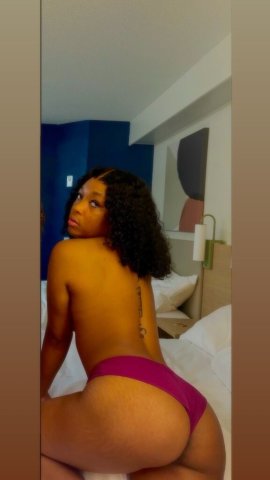 Pittsburgh Incall Female Escort — 19, no bare, no anal - 1