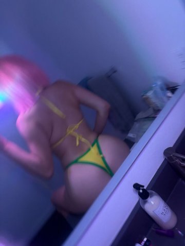 Bronx In-Call Female Escort — Pretty Doll Face - 1