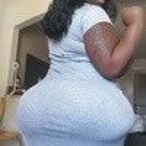 Lafayette Female Escort — curvy roses-scented photos - 1