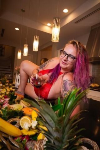 Savanna (28) — Sweet & Spicy Jacksonville Female Escort - 1
