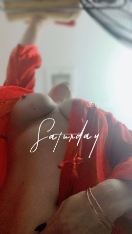 Phoenix Online Female Escort — Live Video Shows & Custom Content - 1