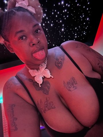 Shreveport, LA Female Escort — Bare Services & QV/HH Pricing - 1