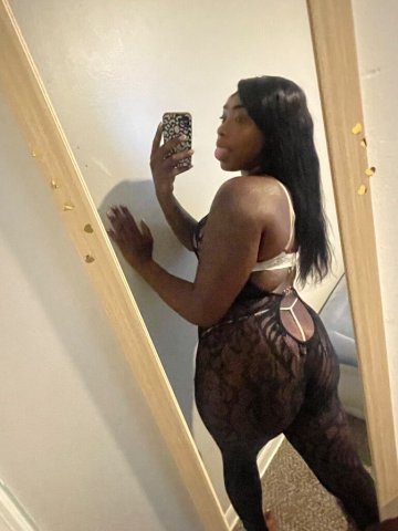 Memphis, TN Female Escort — Incall full service (QV/HH/HR) + Top/Bottom only - 1