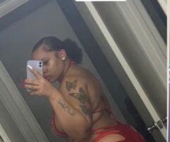 Long Beach escorts - Wet n Ready — Long Beach Female Escort for Car Dates, In/Out Calls