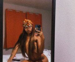 Long Beach Female Escort — Outcalls & Car Fun (Hablo Español) - Image 4