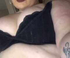 Tampa Incall Only Female Escort for Fetish-Friendly Sessions - Image 5