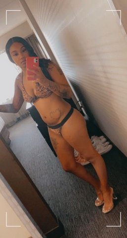 Ashley — Akron/Canton Ohio Female Escort - 1