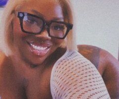 Modesto escorts - Curvy escort with pretty face—outcalls, condom-only, no bareback