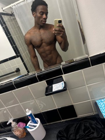 Detroit Male Escort — Outcall only, shaved and shower-fresh - 1