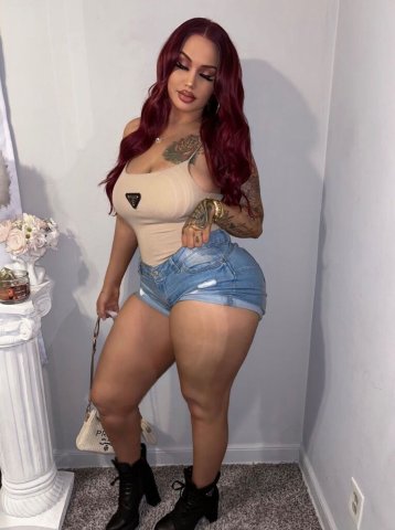 Trina (Curvy Blonde Baby) — 30 Minneapolis/St. Paul Female Escort - 1