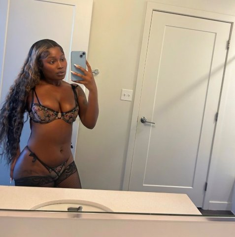 Metairie Sexy Soft Sweet Petite Ebony Escort (Yo Habla Español) - 1
