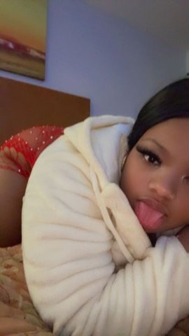 Palm Springs CA Candy — 5’9 thick & soft personal water play - 1
