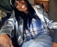 Portland OR Mature Female Escort — 64, 127lb, dark skinned American - Image 4