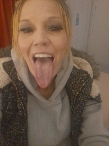 Minneapolis/St. Paul Female Escort — Outcall or Incall - 1