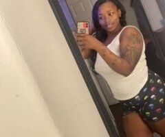 Chicago Female Escort — incall sessions at my crib - Image 4