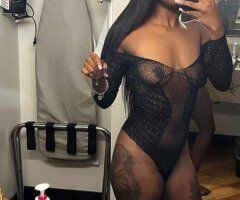 Houston escorts - Houston, TX Mature Gentleman Only — Discreet Female Escort
