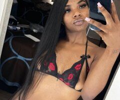 Houston, TX Mature Gentleman Only — Discreet Female Escort - Image 3