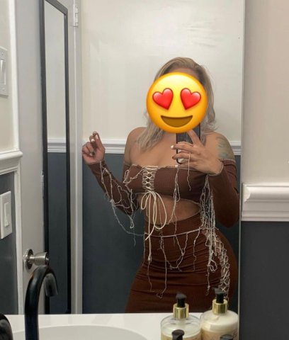 Louisville KY Independent Female Escort — BBJ, Oral, Anal, 69, Nuru & Car Fun - 1