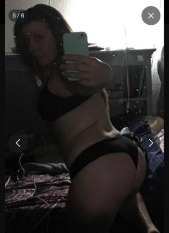 Lewiston-Auburn Female Escort — Dirty Roleplay & Mom/Boy Themes - 1