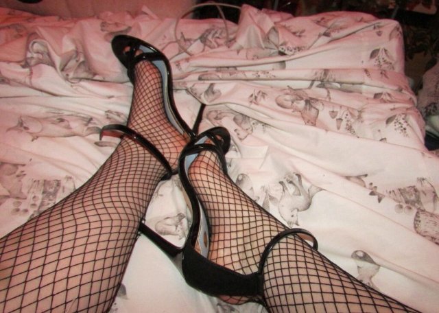 Brooklyn Female Escort — 30% Deposit, In-Call/Out-Call - 1