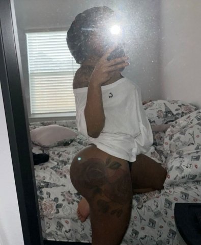 FunSize Come Play — CarPlay Incall & Outcall in Downtown Denver - 1
