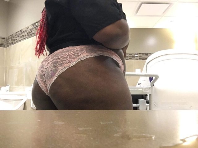 Philadelphia Male Escort — discreet txt only outcalls and rides arranged - 1