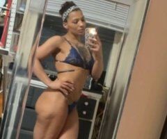 St. Louis escorts - St. Louis Female Escort — 5'5" Brown Eyes, Caramel Complexion